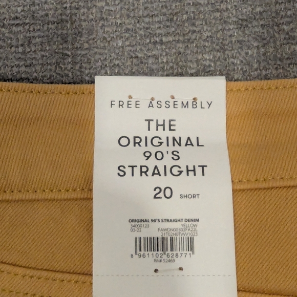 Yellow Women's Jeans - Picture 8 of 9